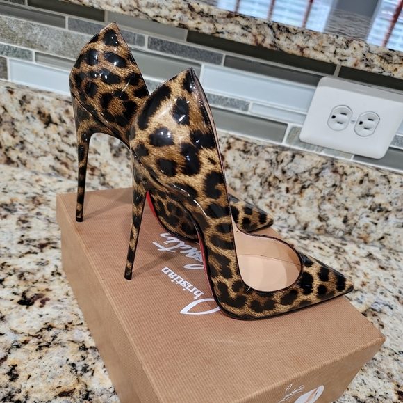 louboutin so kate leopard